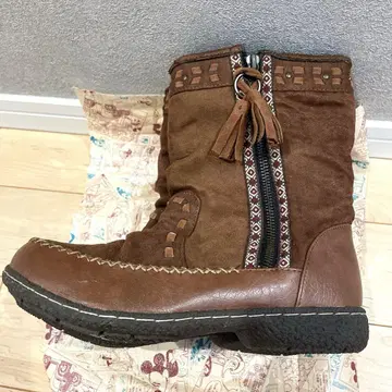 브라운 스웨이드 부츠 23.0 cm