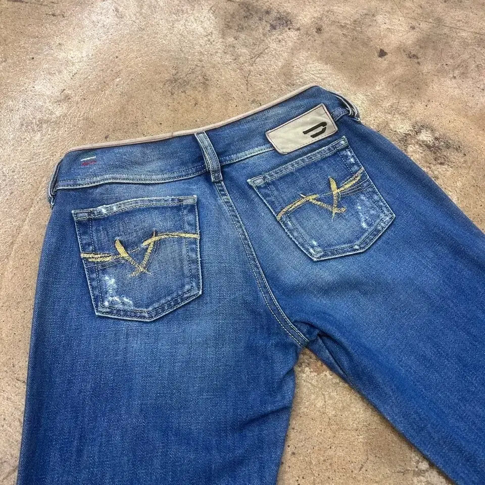 DIESEL 디젤 [Genuine/26] Diesel Washing Distressed Denim Pants