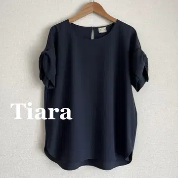 Tiara 소매 리본 블라우스