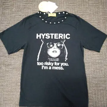 HYSTERIC 블랙 티셔츠 스터드 포함 택 포함 새상품
