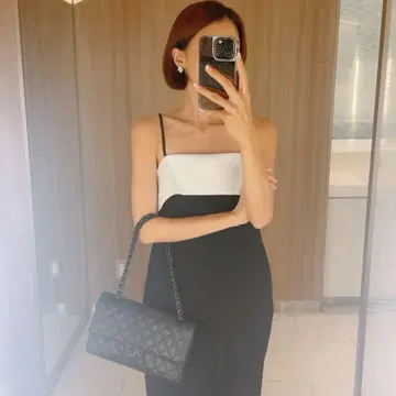 올인원 보더스 앳 발코니