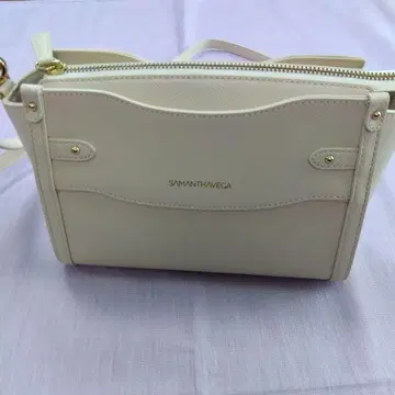 SAMANTHAVEGA 사만타 베가 아이보리 숄더백