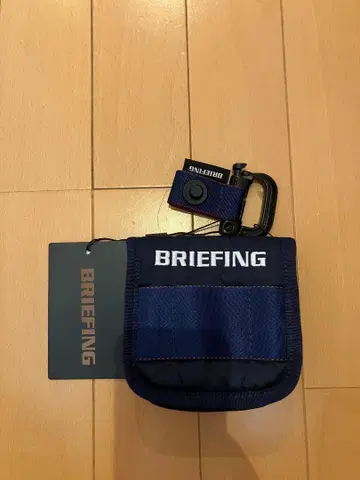 BRIEFING / 말렛 센터 샤프트 퍼터 커버 네이비