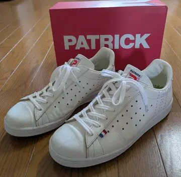 PATRICK 퀘벡 화이트 스니커즈