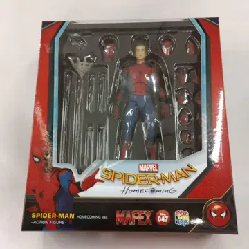 MAFEX 스파이더맨 홈커밍 버전