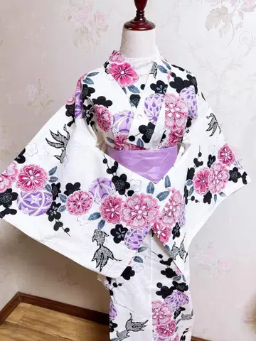 꽃무늬 유카타 화이트 보라색 핑크