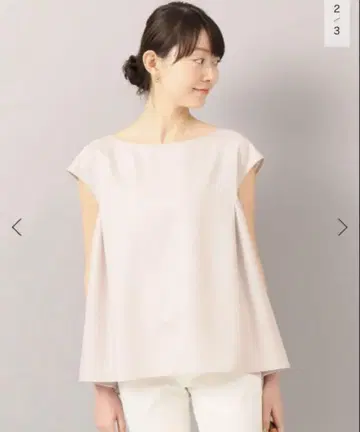 노블 반팔 블라우스 베이지