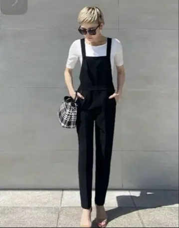JENNE 블랙 살로펫 오버롤