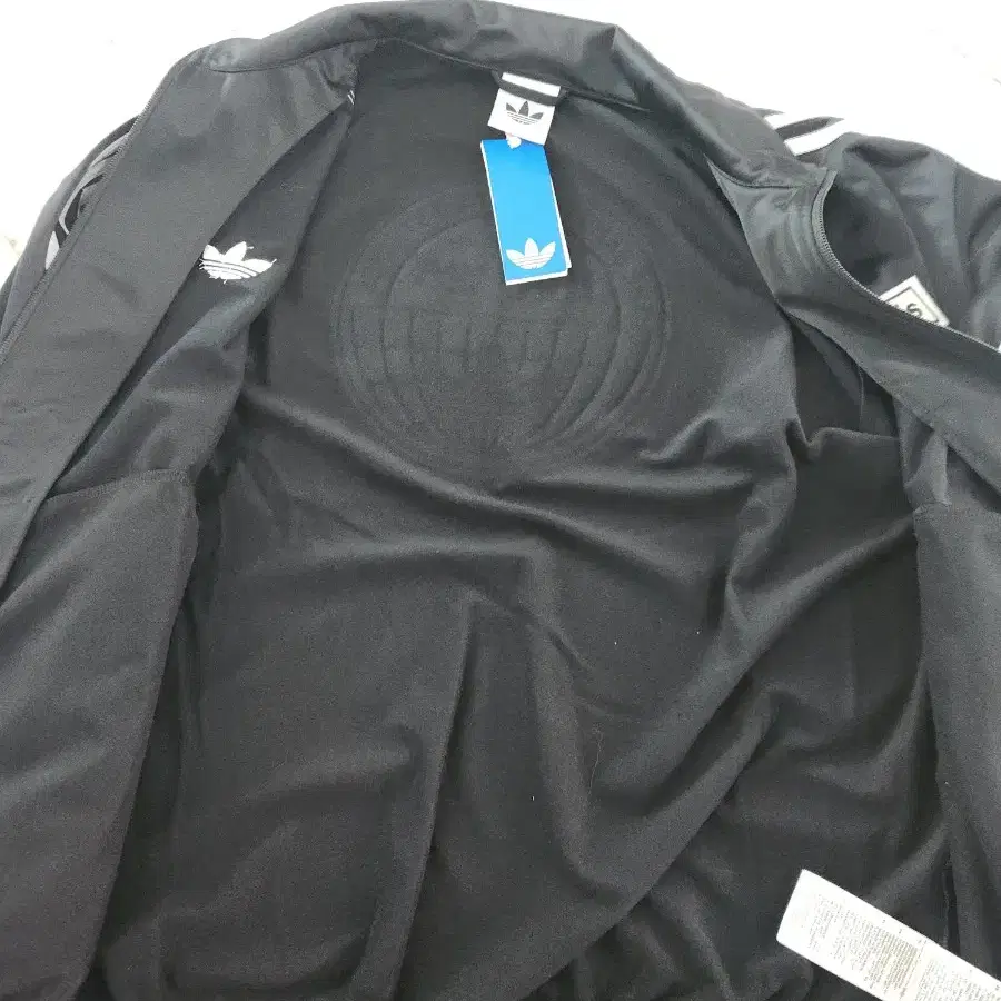 Adidas X Oasis Tour Track Top Black, size M | Bunjang Global