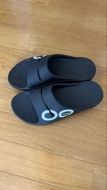 OOFOS 우포스 블랙 샌들 EU40 26cm