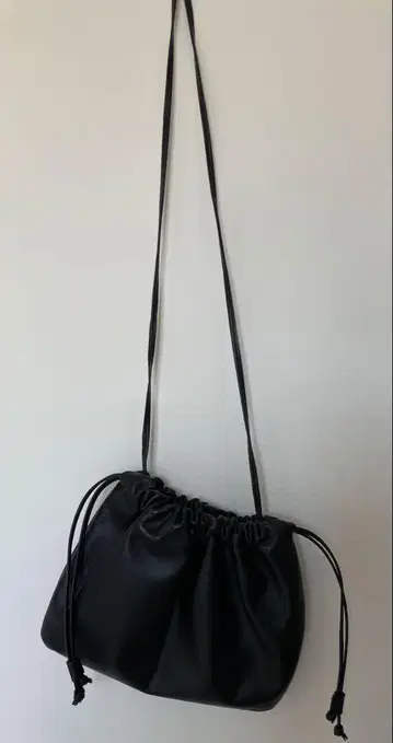 오렌티 미니 백 블랙 미니백
