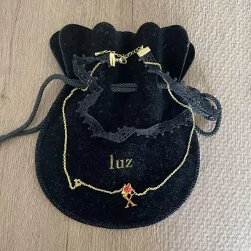 luz 10주년 기념 굿즈 초커가 포함된 목걸이