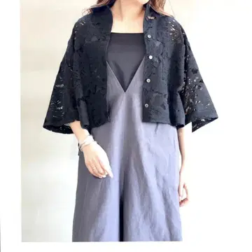 SACRA 레이스 셔츠