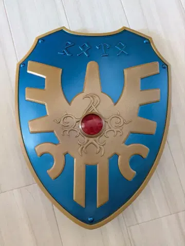 캐릭터 쉴드 파랑과 금