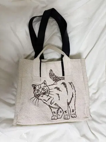 고양이 자수 토트백 베이지와 블랙 중형