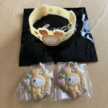 TWICE 러버 밴드 비스킷 & 참 지브리 3개 세트
