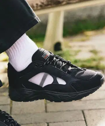 문스타 810S 24.5 블랙 컬러