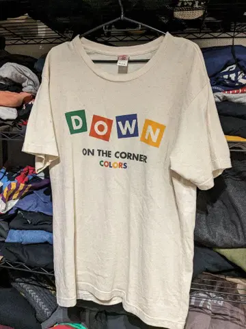 DOWN ON THE CORNER COLORS 티셔츠 MEDIUM