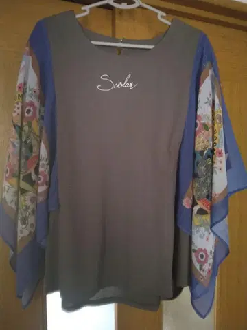 스칼라 스칼라의 꿈 속 프린트 쉬폰 레이어드 풀오버 (택 없음)