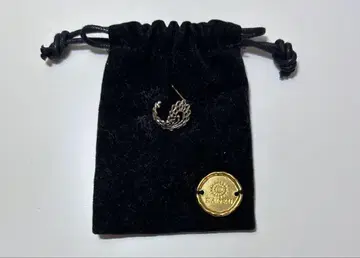 kaoru 페이즐리 핑크 골드 한쪽 귀걸이
