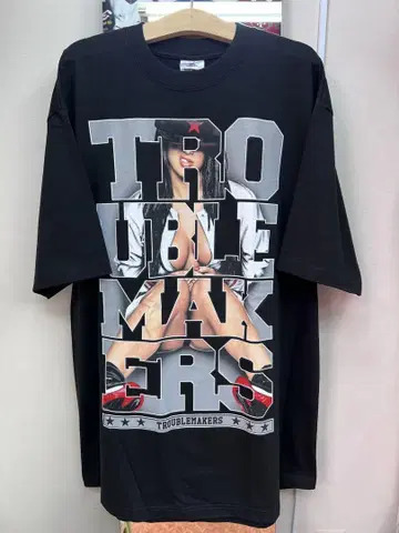 TROUBLEMAKERS 그래픽 티셔츠 블랙