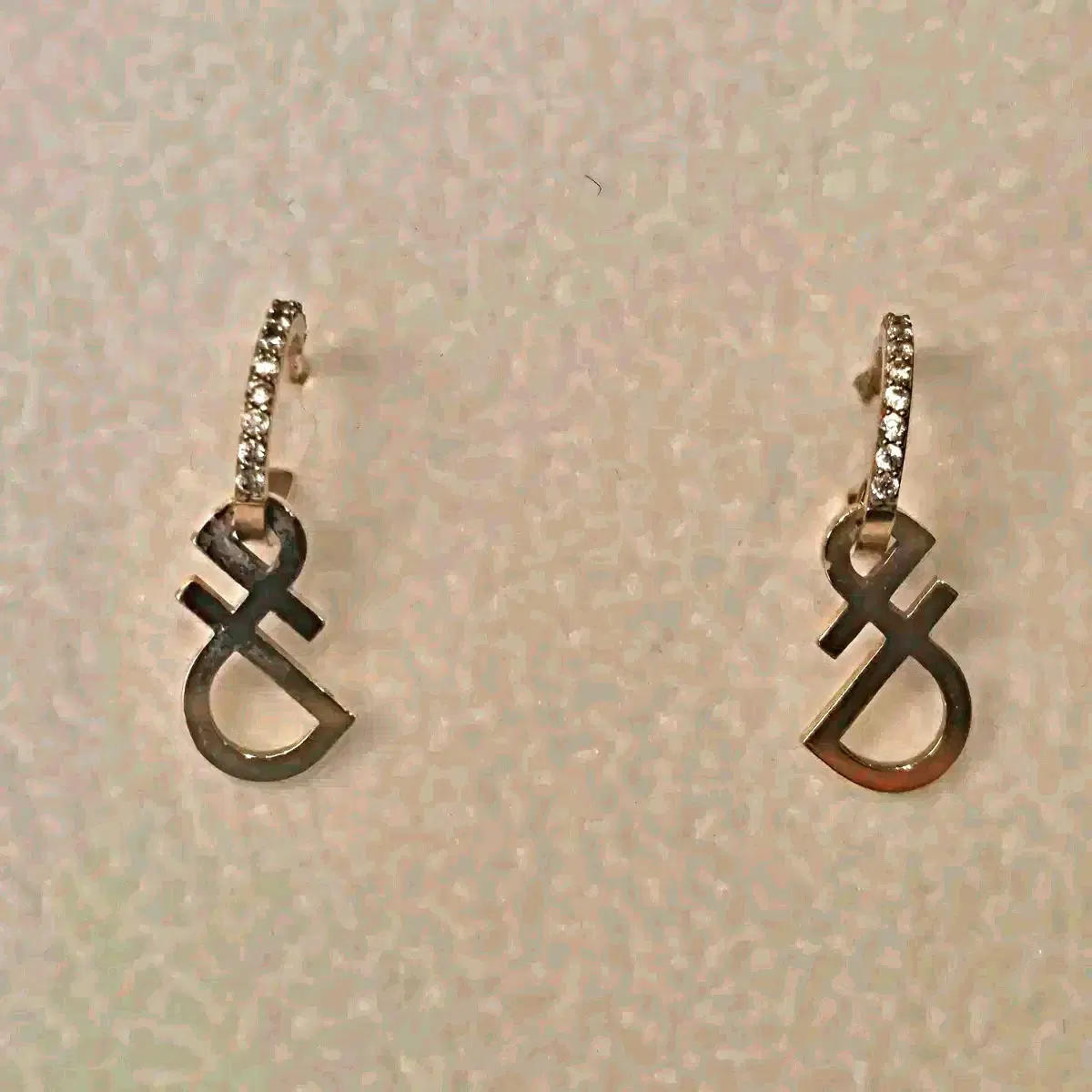[STONE HENgE]韓国ブランド☆925 silver☆S Link K1576 Earrings STONE HENgE]韓国ブランド☆925 silver☆S Link K1576 Earrings