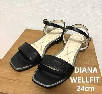 미사용품 DIANA WELLFIT 플랫 스트랩 샌들 블랙 EE 24cm
