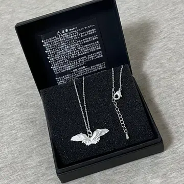 HYDE 2019 흑미사 깃털 목걸이