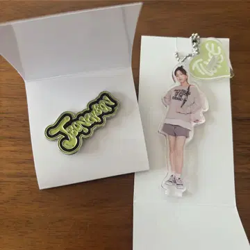 TWICE 정연 아크릴 스탠드 핀 배지