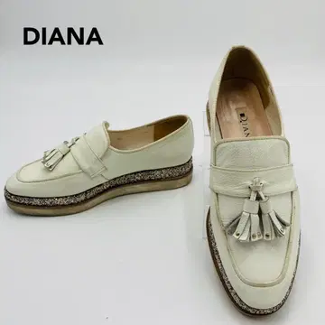 DIANA 다이애나 태슬 로퍼 펌프스 가죽 통굽