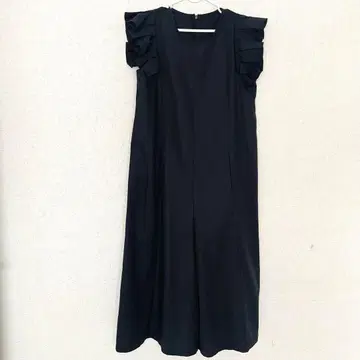 숄더 프릴 올인원 린넨 블랙 블랙 와이드 팬츠