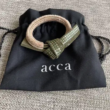 acca 아카 비쥬가 달린 헤어 밴드
