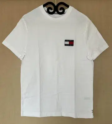 TOMMY 티셔츠