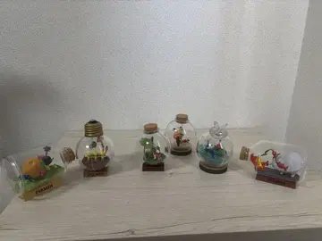 피크민 테라리움 컬렉션