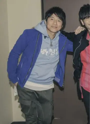 사쿠라이 도착 골든 서클 후드티 새상품
