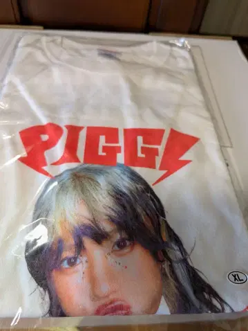PIGGS BIBI 티셔츠