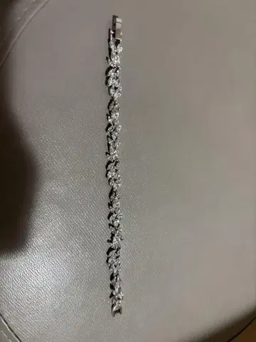 스와로브스키 팔찌