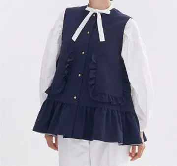 yori 포켓 프릴 베스트 네이비