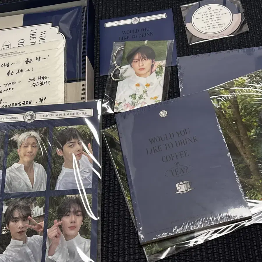 ASTRO | 아스트로 Astro Media Exhibition Photobook (sealed