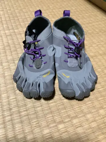 비브람 FiveFingers 그레이/퍼플 아웃도어 신발