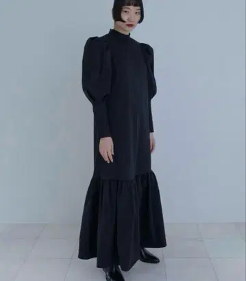 MMormal 백 리본 원피스 블랙 드레스