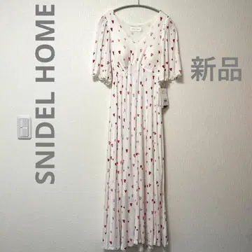 SNIDEL HOME 룸웨어 패드 포함 파자마 하트 무늬 원피스