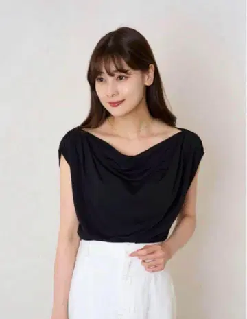 Her lip to 하립투 비너스 탑