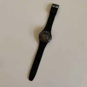 Swatch 블랙 손목시계 기계 디자인