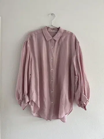 이에나 라미 리요 셀 볼륨 슬리브 셔츠