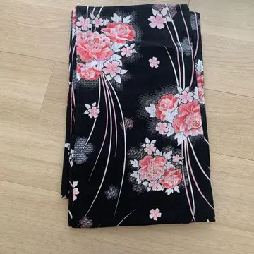 유카타 단품 블랙 베이스에 핑크 모란