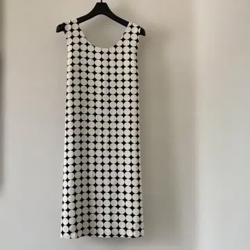 레몬 canlemon 흑백 도트 슬리브리스 원피스 사이즈 9호
