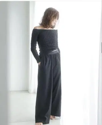 와이드 팬츠 블랙 FORME 히가시하라 아키