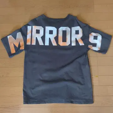 MIRROR 9 그라데이션 티셔츠 반팔