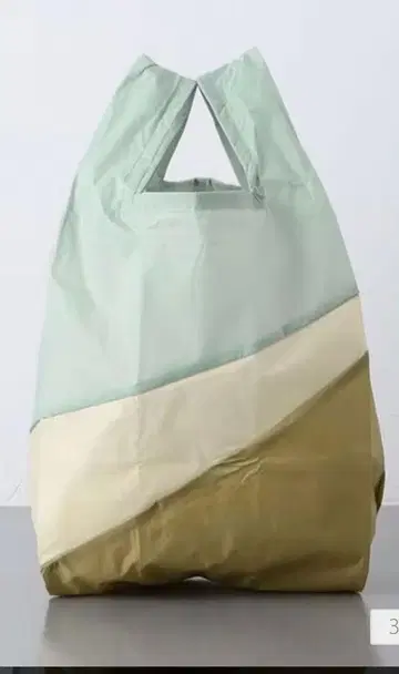 레어 미사용 새상품 유나이티드 애로우즈 수잔 벨 에코백 M